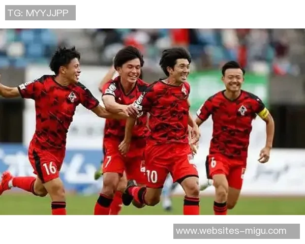 德岛漩涡与熊本深红的激烈对决谁能在赛场上笑到最后